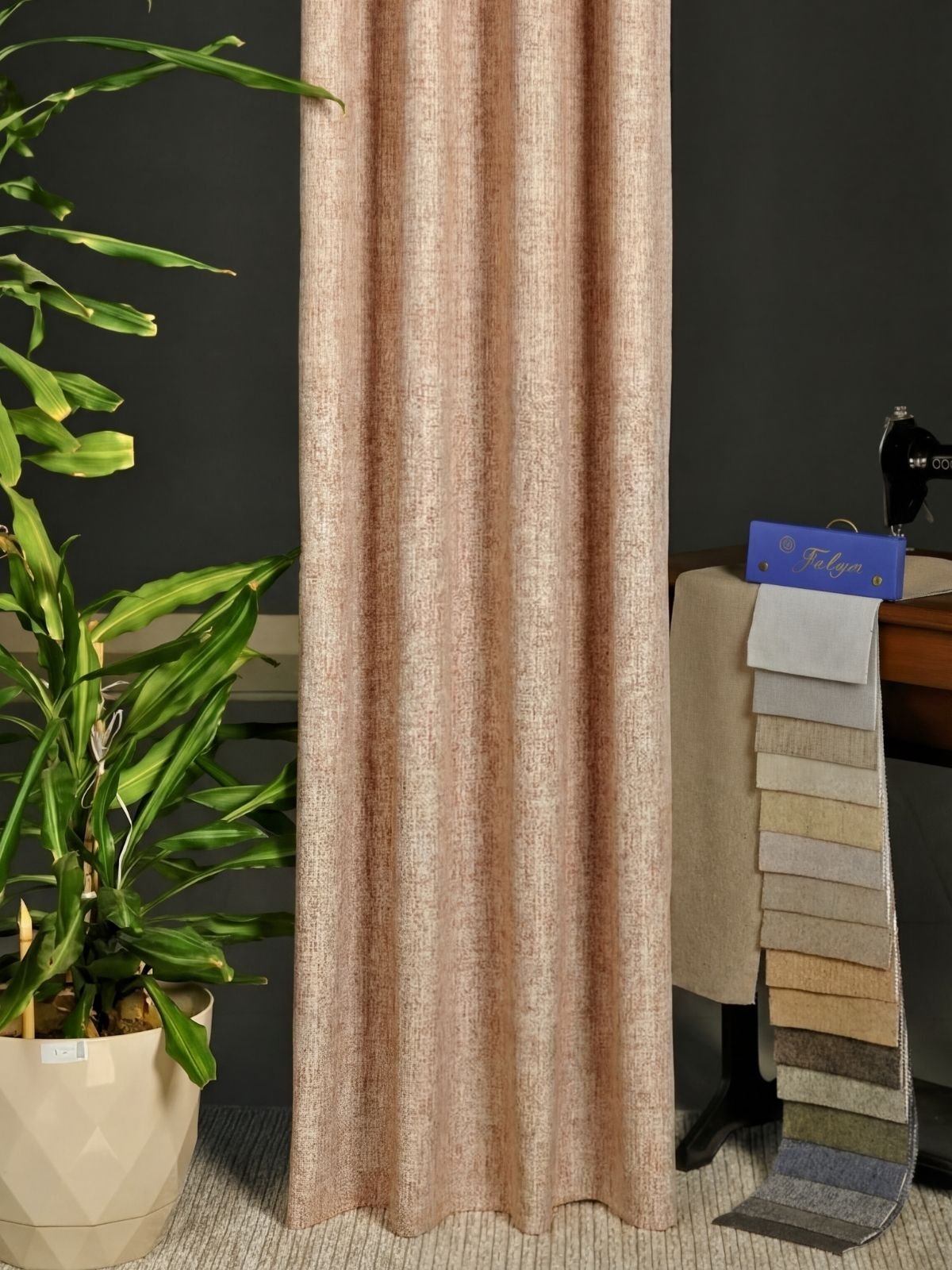 Alaçatı Yavruağzı Fon Perde 1 Alaçatı Yavruağzı Fon Perde - Görsel 1